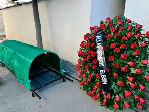 Azərbaycanda müəllim vəfat edib- FOTO