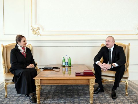 Prezident Şəfiqə Məmmədovaya &ldquo;İstiqlal&rdquo; ordenini təqdim edib