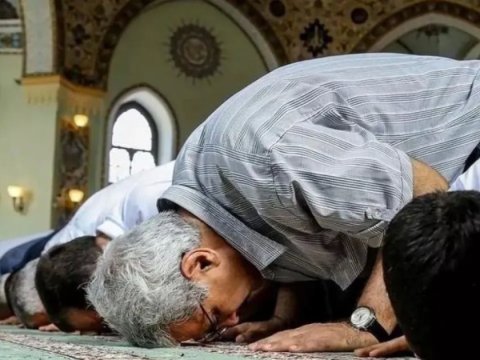 Bakıda bayram namazı qılındı