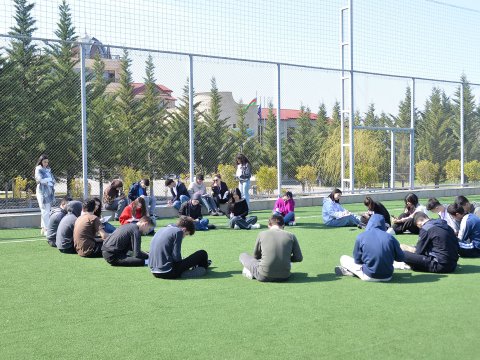 Tələbə yaz məktəbləri yekunlaşıb