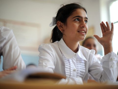 Qızların təhsili və gələcək uğurlarında atanın ROLU