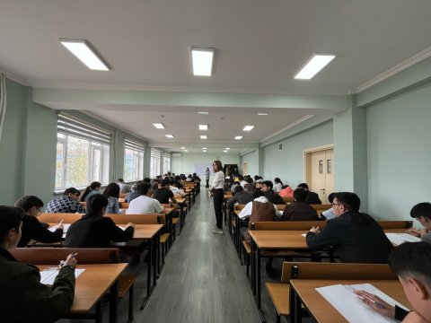 LDU-da zona fənn olimpiadası keçirilib