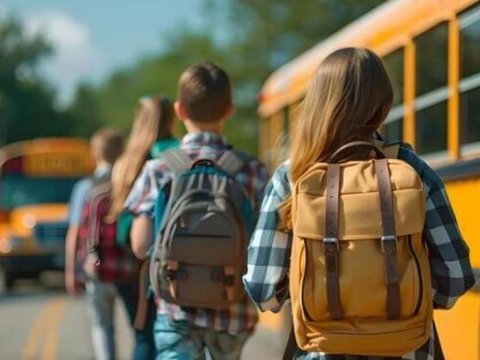 &ldquo;Məktəbli Avtobusu&rdquo;nun&nbsp;gələcəyi: Bakıdakı tıxaclara HƏLL