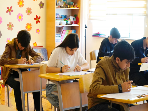 2 nəfər imtahandan xaric edilib