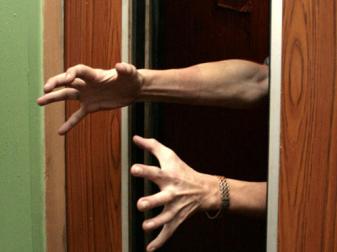 1-i uşaq olmaqla 4 nəfər xilas edildi