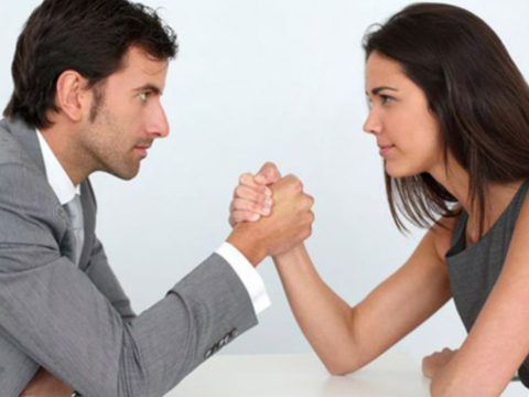 Stereotiplərə qarşı:&nbsp;Kişi sənətini seçən qızlar...