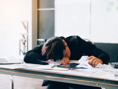 Çində 400 şagirdi olan repetitor toyu ərəfəsində öldü