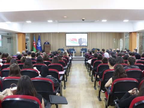 Azərbaycan Universitetində Heydər Əliyevin 102-ci ildönümü qeyd edildi