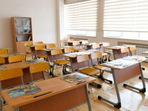 Rusiyada məktəb binasından şagirdlər təxliyə olunublar