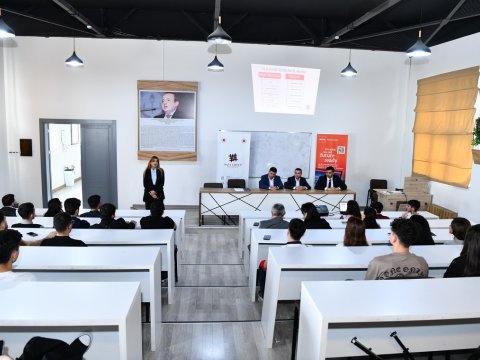 ADNSU-da karyera quruculuğu mövzusunda seminar keçirilib