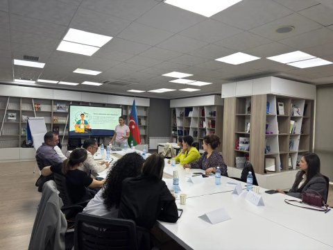 “Təqdimat bacarıqlarının inkişafı” mövzusunda təlim təşkil edilib
