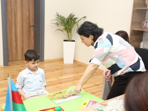 104 minə yaxın şagird I sinfə qəbul edilib