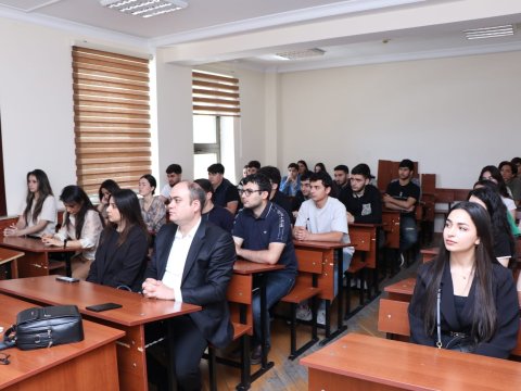 AzMİU tələbələrinə &ldquo;Bank işinin təşkili&rdquo; mövzusunda seminar-təlim keçirilib