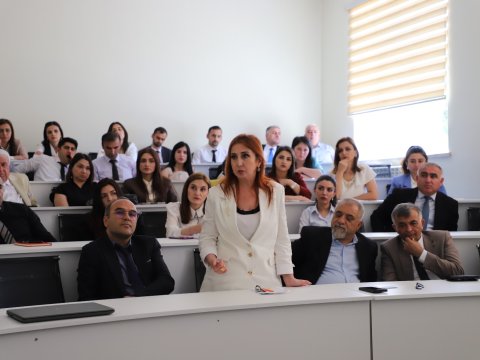 LDU-da elmi infosessiya keçirilib