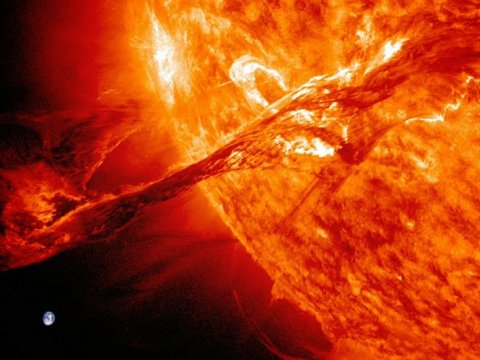 Günəşdə güclü alışma baş verib