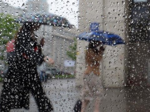 İyunda hava şəraiti qeyri-sabit keçə bilər