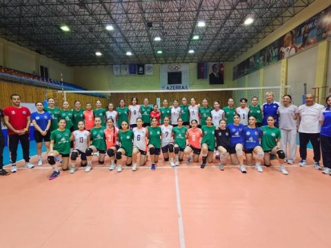 Özbəkistanın 16 yaşadək&nbsp;qızlardan ibarət voleybol millisi Bakıya gəlib