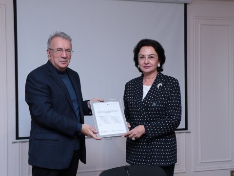 Dünya şöhrətli alim&nbsp;AzMİU-nun&nbsp;rektorunun müşaviri təyin edildi