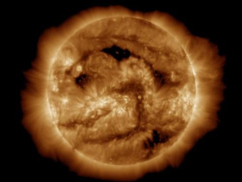 Maqnit qasırğası 24 saatdan çoxdur&nbsp;davam edir