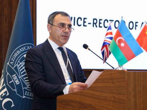 UNEC-də III Xarici Dil Müəllimləri Forumu keçirilib