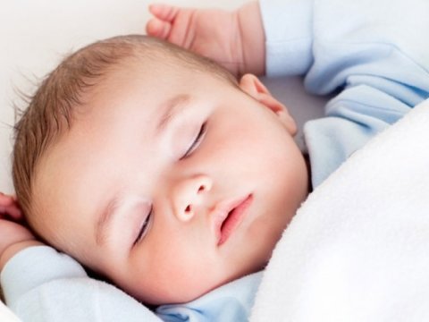 Həkimlər iki il ərzində yeni doğulan körpələrin alveri ilə məşğul olublar