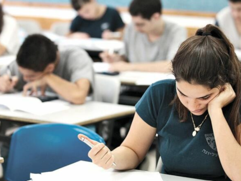 Paytaxt məktəbliləri ən çox bu universitetlərə qəbul olurlar - SİYAHI