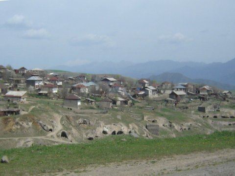 İki gənc Erməni sakini azaraq Azərbaycana keçib