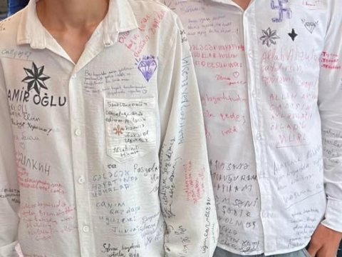 Döymələr, simvollar və mənasız sözlər: Gənclər kimə çevrilir?