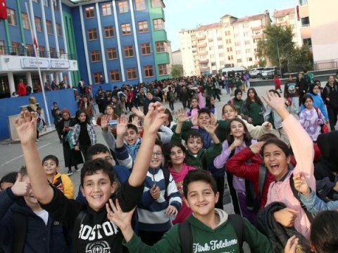 Gələn il dərslər sentyabrın 8-də başlayacaq