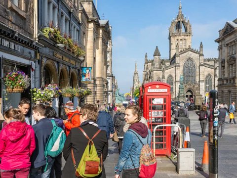 Beynəlxalq tələbələr daha çox bu ölkəyə üz tutur