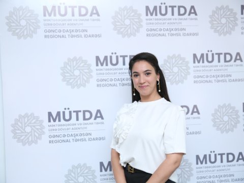 Daha bir müəllim sertifikasiyadan 60 bal TOPLADI