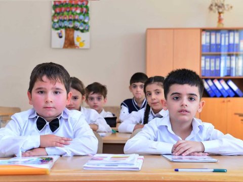 Uşaqlar nə vaxt məktəbə başlamalıdır? - 6, yoxsa 7 yaş...