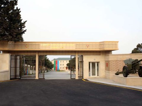 Silahlı Qüvvələrin sabahı bu liseydə yazılır...