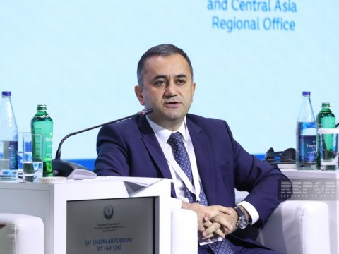 Azərbaycanda təhsil alan tələbə qızların faiz nisbəti açıqlanıb