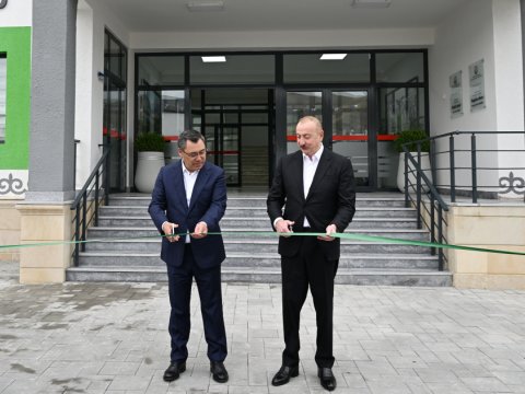 Manasın ruhu Xıdırlıda yaşayır - Prezidentlər məktəb açılışında 