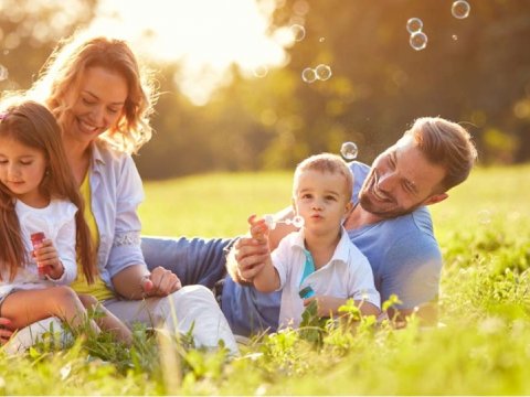 Övladlığa götürülən uşağın adı və soyadı necə dəyişdirilir? - RƏSMİ