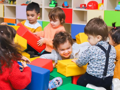 Avstraliyada təhsil müəssisələrində təhlükəsizlik tədbirləri gücləndirilib