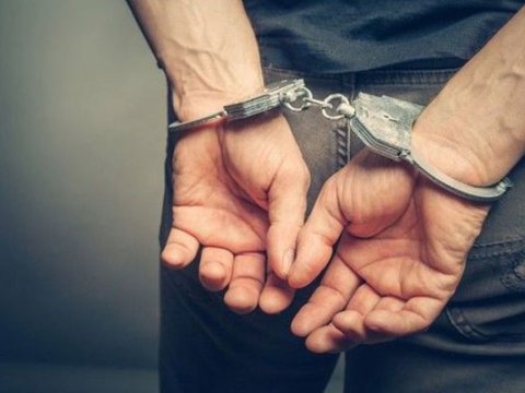 Şantajla məşğul olan 17 və 18 yaşlı gənclər tutuldu