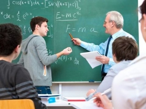 Bu ölkələrdə kişi müəllimlərin sayı AZDIR- ARAŞDIRMA