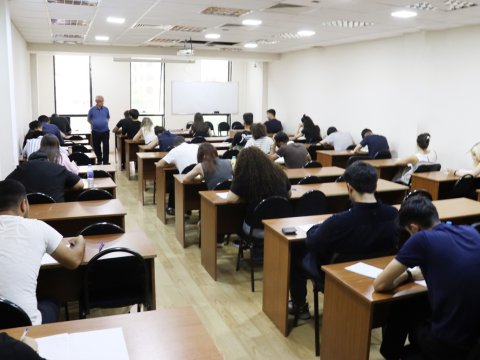 Azərbaycan Universitetində yaz imtahan sessiyası başa çatıb