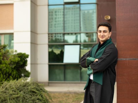 BMU məzunu tam təqaüdlə Şanxay Universitetinə qəbul olub