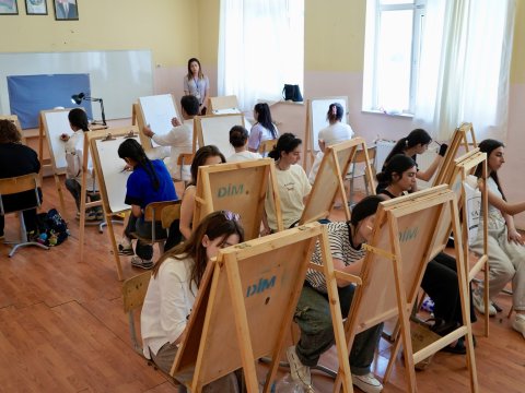 DİM təsviri sənəti seçən abituriyentlərin müraciətlərinə baxacaq