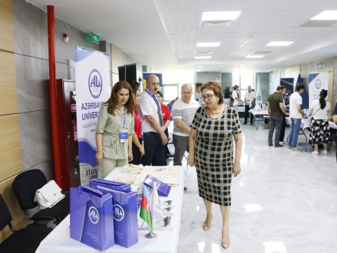 Azərbaycan Universiteti Dövlət İmtahan Mərkəzinin sərgisində təmsil olunacaq