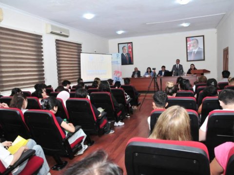 Abşeronda gənclərə narkomaniyanın zərərli təsirləri barədə məlumat verilib