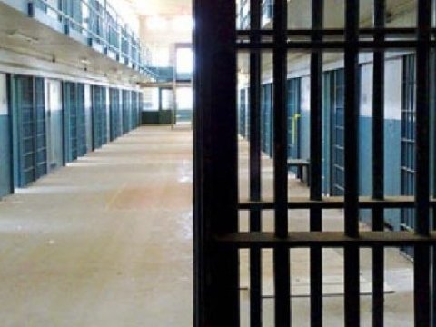 Xarici ölkələrdə yetkinlik yaşına çatmayanların cəzalandırılma mexanizmi