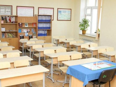 Vaxtında məktəbə getməyən uşaq nə ilə qarşılaşır? - CAVAB