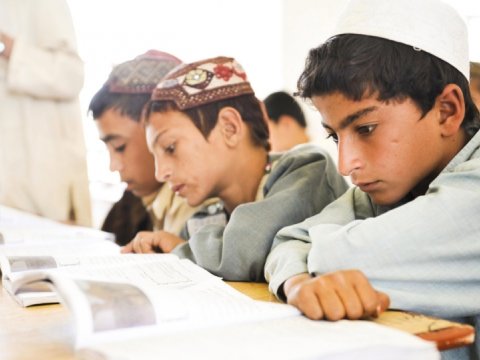 Əfqanıstanda mədrəsələr əsas təhsil ocağına çevrilir