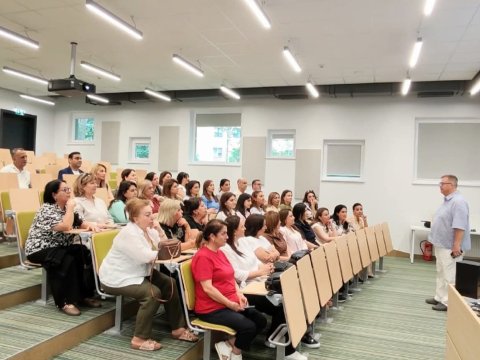 Məktəb direktorları beynəlxalq təcrübə proqramında iştirak ediblər 