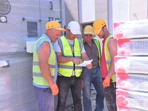 Paytaxtda 10 məktəbdə tikinti və əsaslı təmir işləri aparılır