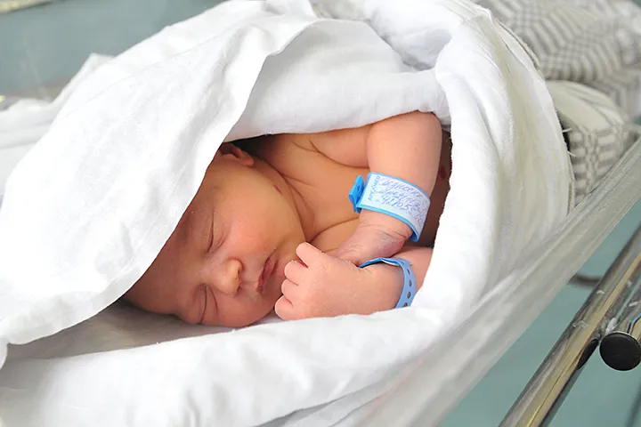 “20 Yanvar” stansiyasında uşaq doğulub